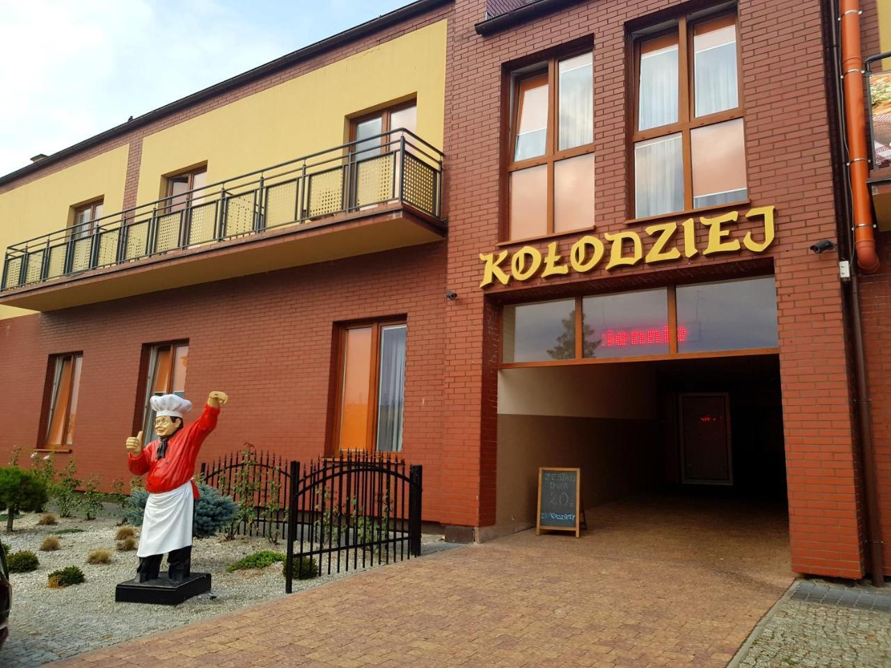 Zajazd U Piasta Kolodzieja Kruszwica Exteriér fotografie